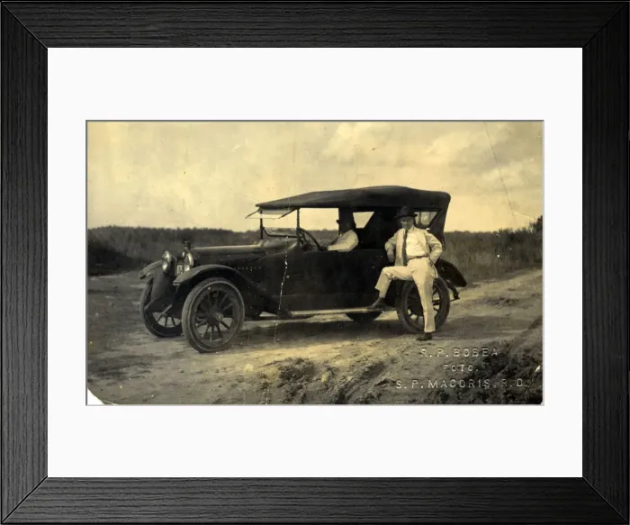Framed Print : Oakland Vintage Car Framed Print : Oakland Vintage Car