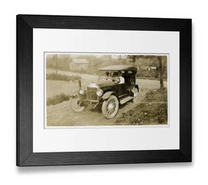 Framed Print : Vintage Car (awaiting identification) Framed Print : Vintage Car (awaiting identification)