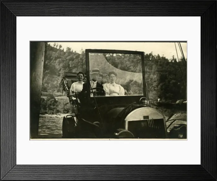 Framed Print : Vintage Car (awaiting identification) Framed Print : Vintage Car (awaiting identification)