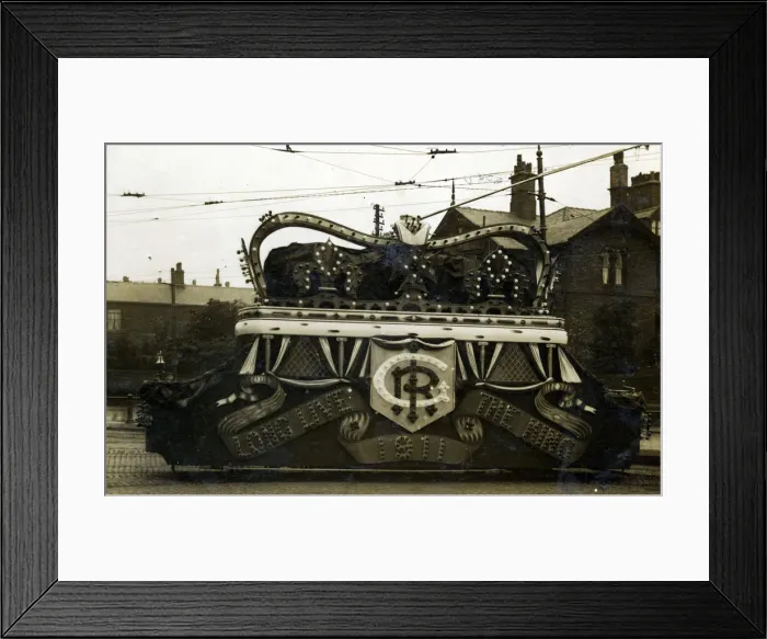 Framed Print : Coronation Tram Framed Print : Coronation Tram