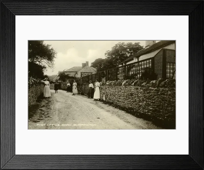 Framed Print : Tea Room and Ladies Framed Print : Tea Room and Ladies