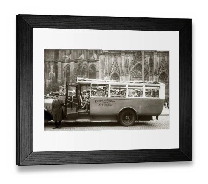 Framed Print : A Bus Tour of Cologne (Koln), Germany - the tour has reached the Cathedral (Dom) Framed Print : A Bus Tour of Cologne (Koln), Germany - the tour has reached the Cathedral (Dom)