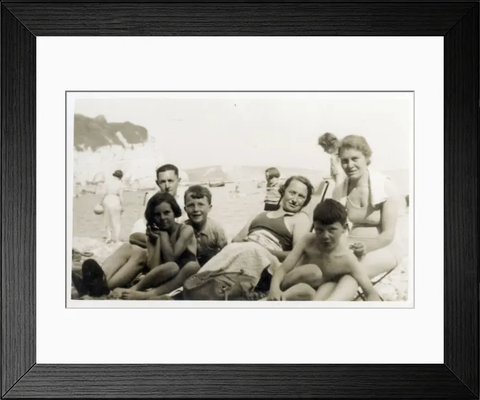 Framed Print : A candid Seaside Family Photograph - White Cliffs and pebble beach at Beer, South Devon Framed Print : A candid Seaside Family Photograph - White Cliffs and pebble beach at Beer, South Devon