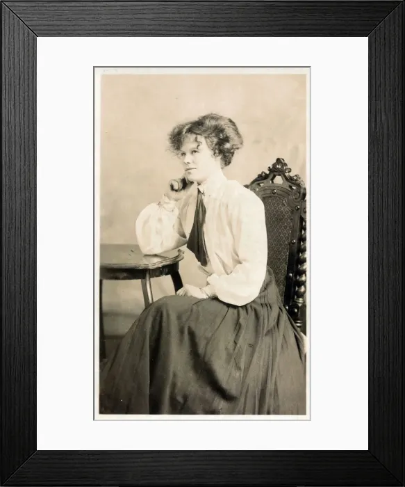 Framed Print : Studio portrait of a young woman Framed Print : Studio portrait of a young woman
