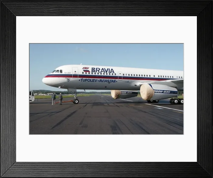 Framed Print : Farnborough 92 - Tu-204 - CCCP-64006 Framed Print : Farnborough 92 - Tu-204 - CCCP-64006