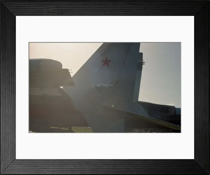 Framed Print : Farnborough 92 - Su-35 Blue 703 Framed Print : Farnborough 92 - Su-35 Blue 703