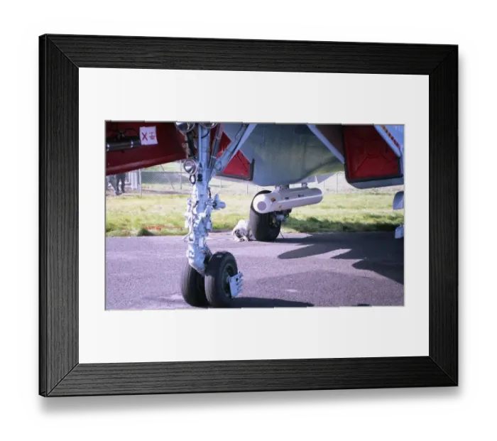 Framed Print : Farnborough 92 - Su-35 Blue 703 Framed Print : Farnborough 92 - Su-35 Blue 703