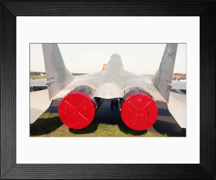 Framed Print : Farnborough 92 - MiG-29M (9-15) Blue 156 Framed Print : Farnborough 92 - MiG-29M (9-15) Blue 156