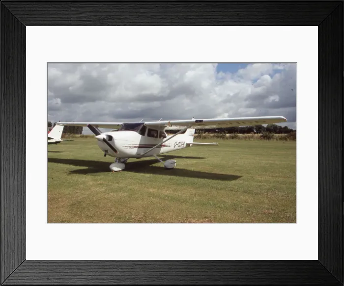 Framed Print : Cessna 172R - G-CURR Framed Print : Cessna 172R - G-CURR