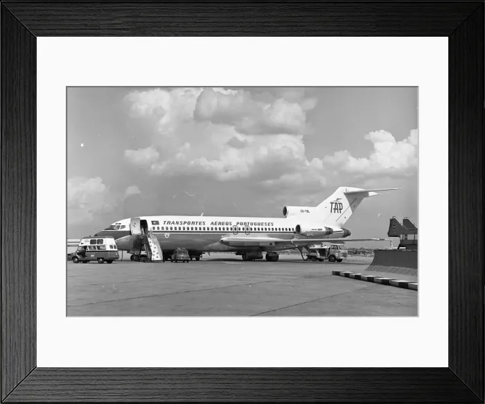 Framed Print : Boeing 727 CS-TBL Framed Print : Boeing 727 CS-TBL