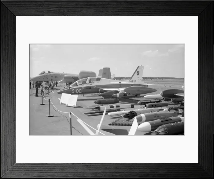 Framed Print : Aermacchi MB. 339 I-NEUF Framed Print : Aermacchi MB. 339 I-NEUF