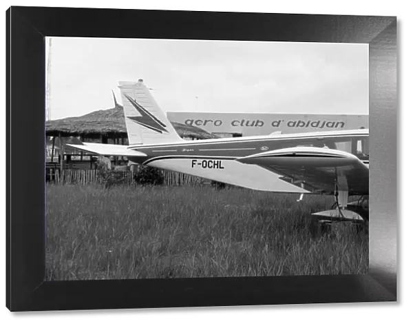 Piper PA32-260 Cherokee Six F-OCHL