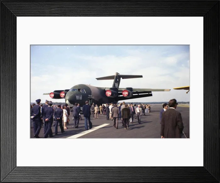 Framed Print : McDonnell Douglas YC-15A 72-1876 Framed Print : McDonnell Douglas YC-15A 72-1876