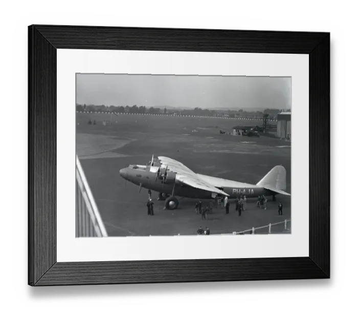 Framed Print : Croydon Airport - Fokker F. XXXVI PH-AJA