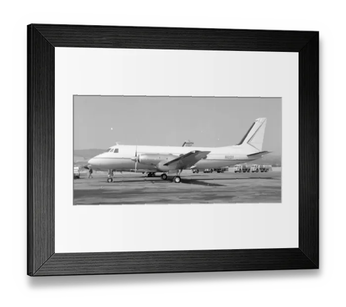 Framed Print : Grumman G-159 Gulfstream I N122Y Framed Print : Grumman G-159 Gulfstream I N122Y
