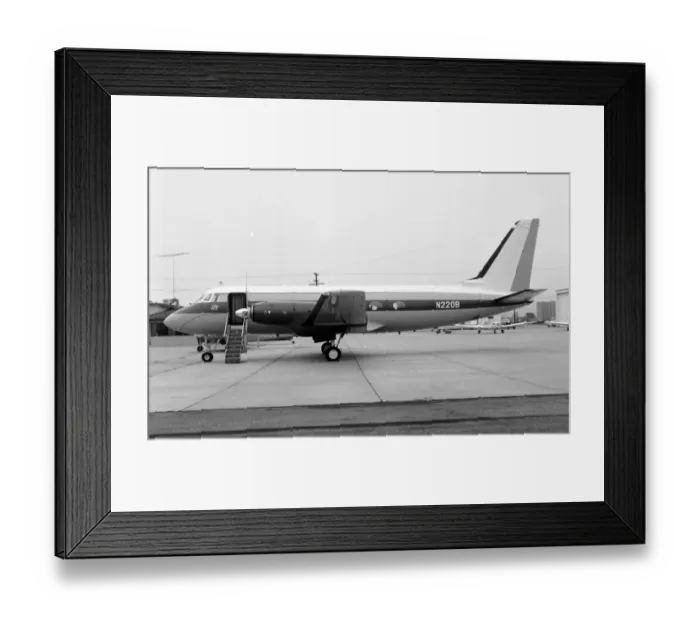 Framed Print : Grumman G-159 Gulfstream I N220B Framed Print : Grumman G-159 Gulfstream I N220B