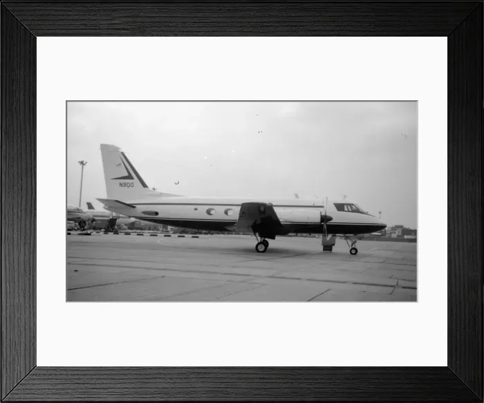 Framed Print : Grumman G-159 Gulfstream I N900 Framed Print : Grumman G-159 Gulfstream I N900