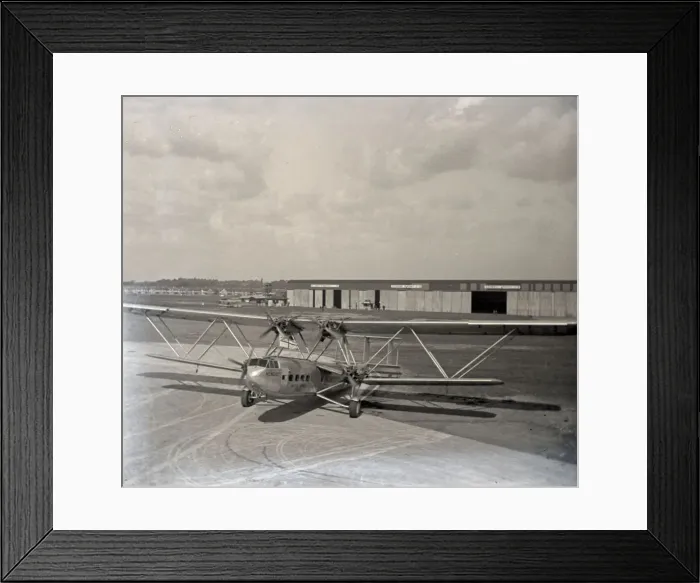 Framed Print : Handley Page HP.42W Western G-AAXE Hengist Framed Print : Handley Page HP.42W Western G-AAXE Hengist