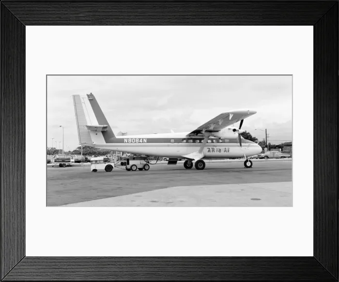 Framed Print : de Havilland Canada DHC-6-100 Twin Otter N8084N Framed Print : de Havilland Canada DHC-6-100 Twin Otter N8084N