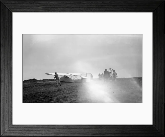 Framed Print : The Brown 1931 Southdown Skysailer on take-off Framed Print : The Brown 1931 Southdown Skysailer on take-off