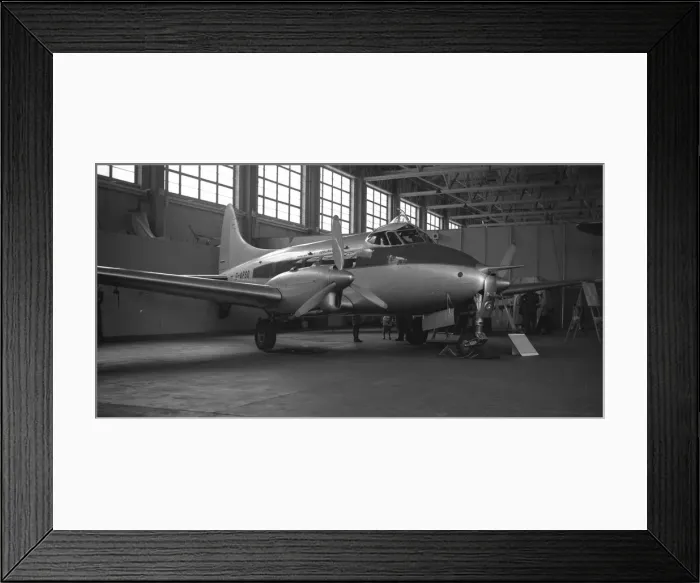 Framed Print : de Havilland DH. 104 Dove 5 G-APSO Framed Print : de Havilland DH. 104 Dove 5 G-APSO