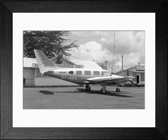 Framed Print : Piper PA-31 Navajo 5Y-ARV Framed Print : Piper PA-31 Navajo 5Y-ARV