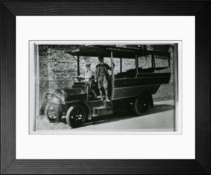 Framed Print : Vintage Bus - Worthing Motor Services Framed Print : Vintage Bus - Worthing Motor Services