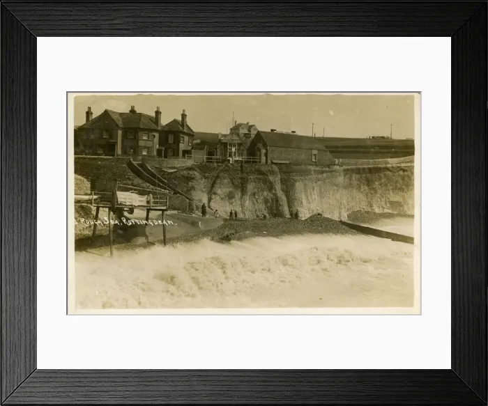 Framed Print : The Pier and Steps (Showing the Geisha Tea Room) Framed Print : The Pier and Steps (Showing the Geisha Tea Room)