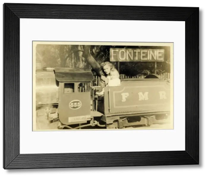 Framed Print : The Fontaine Miniature Railway Framed Print : The Fontaine Miniature Railway