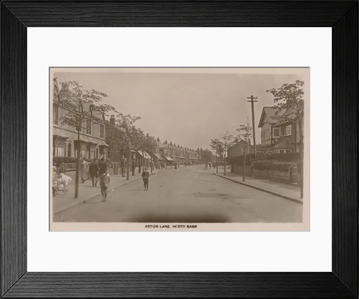Framed Print : Ashton Lane Framed Print : Ashton Lane