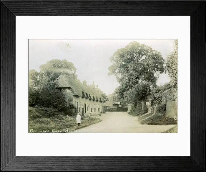 Framed Print : Arch Road, Great Wymondley, Hitchin, Hertfordshire, England Framed Print : Arch Road, Great Wymondley, Hitchin, Hertfordshire, England