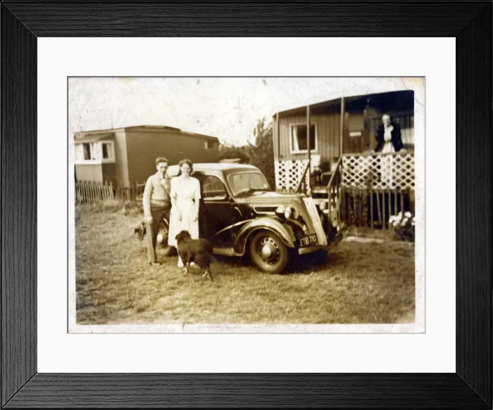 Framed Print : Vintage Car, Britain. Date: 1930s Framed Print : Vintage Car, Britain. Date: 1930s