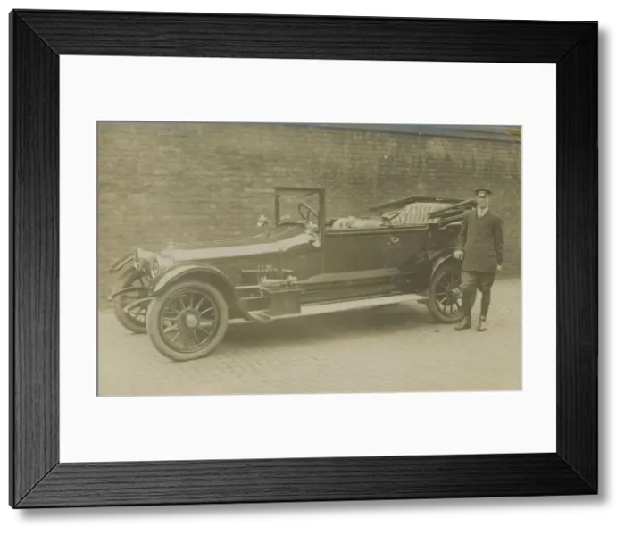 Framed Print : Vintage Car, Britain. Date: 1900s Framed Print : Vintage Car, Britain. Date: 1900s