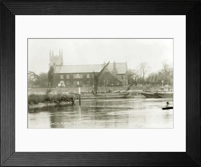 Framed Print : The Islesworth Ferry Framed Print : The Islesworth Ferry