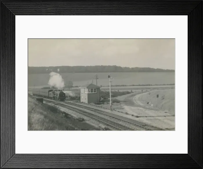Framed Print : Signal Box (MSW Railway meets Newbury to Westbury Line) Framed Print : Signal Box (MSW Railway meets Newbury to Westbury Line)