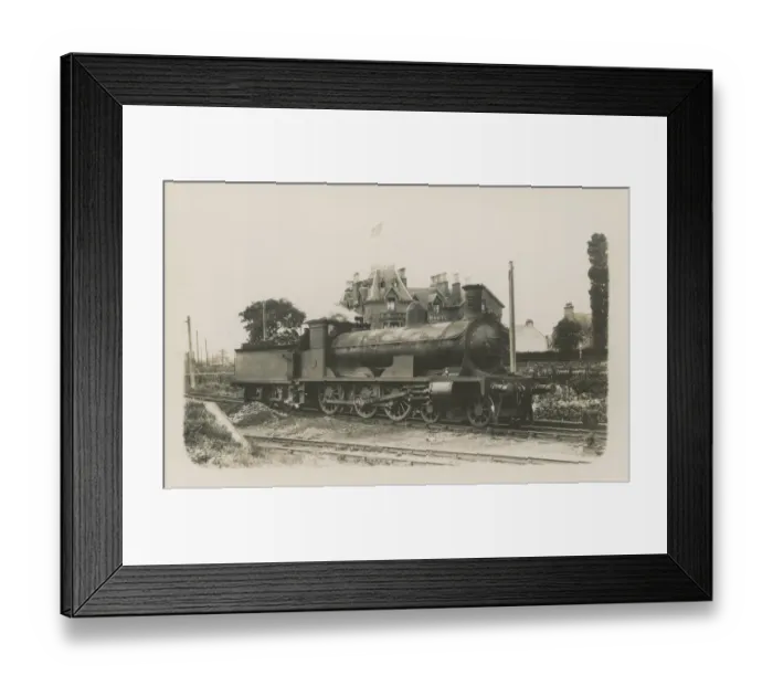 Framed Print : Highland Loco HR No 104 outside Hotel Framed Print : Highland Loco HR No 104 outside Hotel