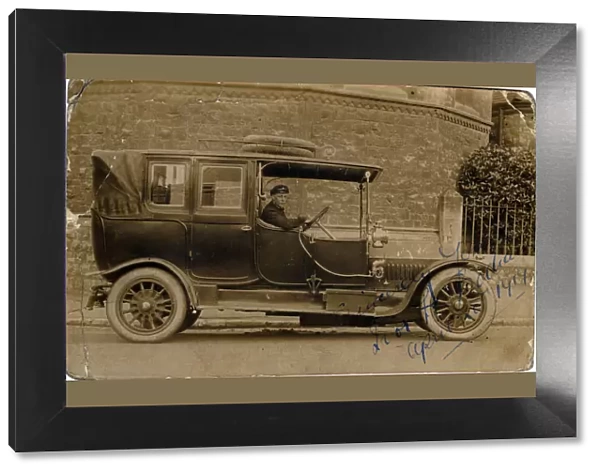 Vintage Car (awaiting identification), Britain. Date: 1900s