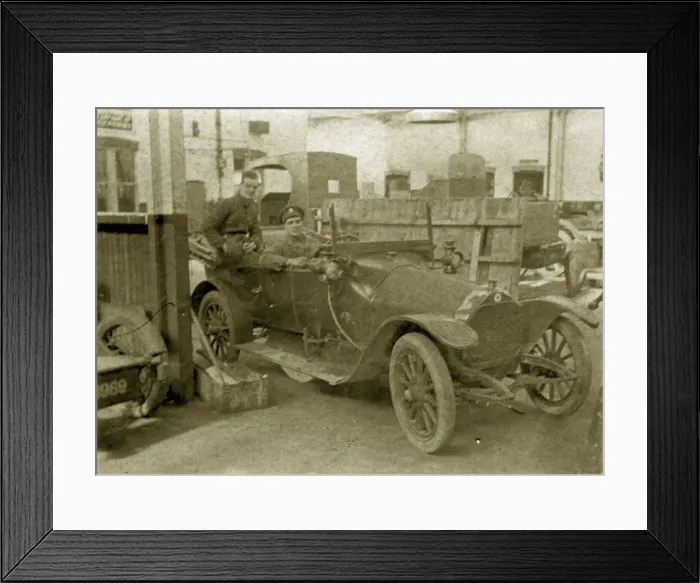 Framed Print : Vintage Car (awaiting identification) Framed Print : Vintage Car (awaiting identification)