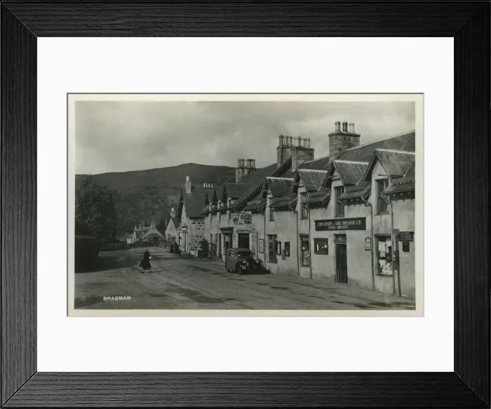 Framed Print : Mar Road, Braemar, Aberdeenshire, Scotland Framed Print : Mar Road, Braemar, Aberdeenshire, Scotland