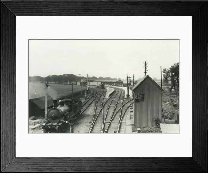Framed Print : Railway Station, Forres, Morray, Inverness, Scotland. Date: 1913 Framed Print : Railway Station, Forres, Morray, Inverness, Scotland. Date: 1913