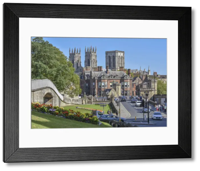 Framed Print : York - The City Walls Framed Print : York - The City Walls