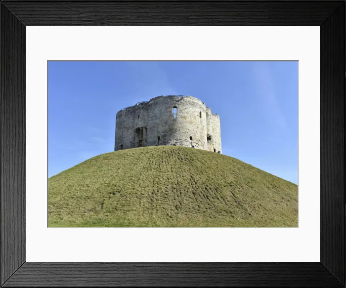 Framed Print : Cliffords Tower, York Framed Print : Cliffords Tower, York