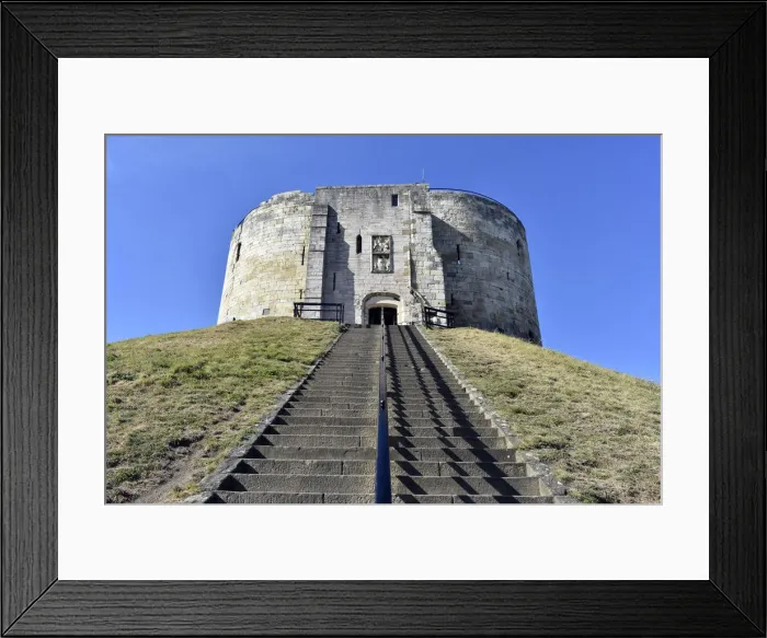 Framed Print : Cliffords Tower, York Framed Print : Cliffords Tower, York