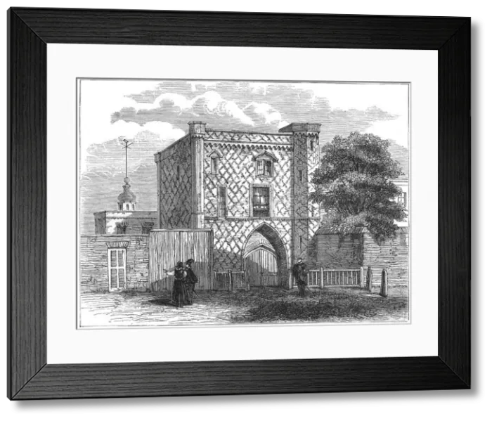 Framed Print : Old gateway at Stepney Framed Print : Old gateway at Stepney