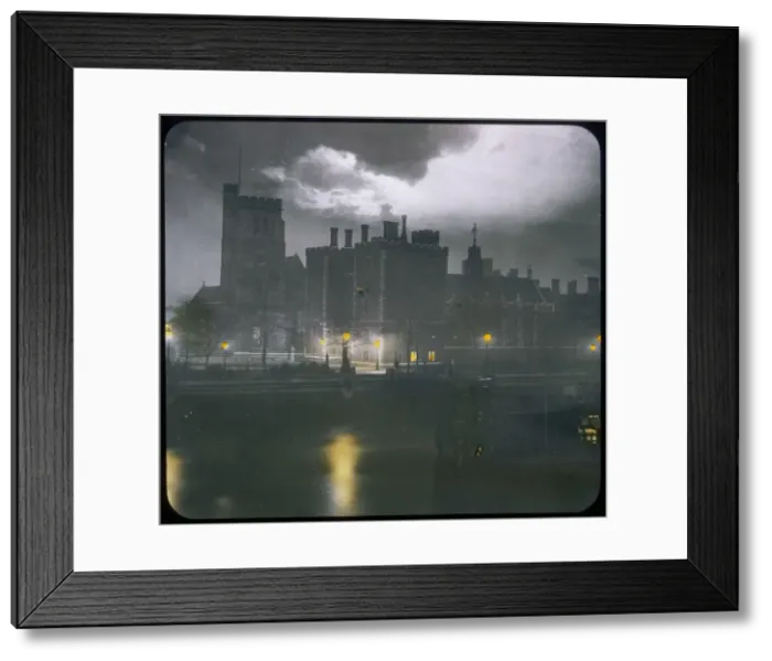 Framed Print : LAMBETH PALACE / LANTERN Framed Print : LAMBETH PALACE / LANTERN