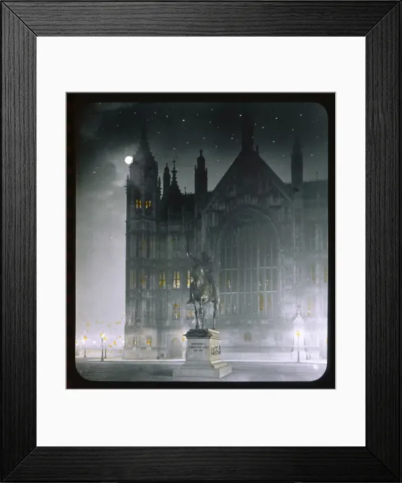 Framed Print : Palace Yard - Lantern Framed Print : Palace Yard - Lantern