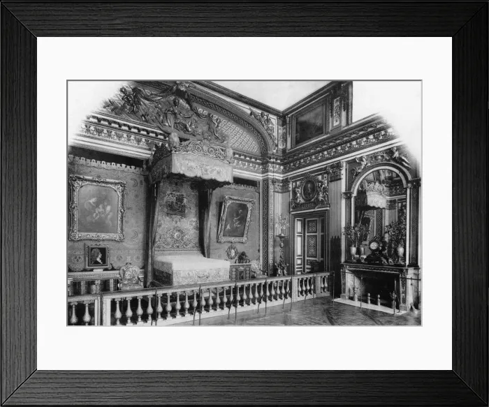Framed Print : VERSAILLES / CHAMBER 1904 Framed Print : VERSAILLES / CHAMBER 1904