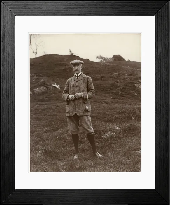 Framed Print : Golf Player - Sepia Photo Framed Print : Golf Player - Sepia Photo