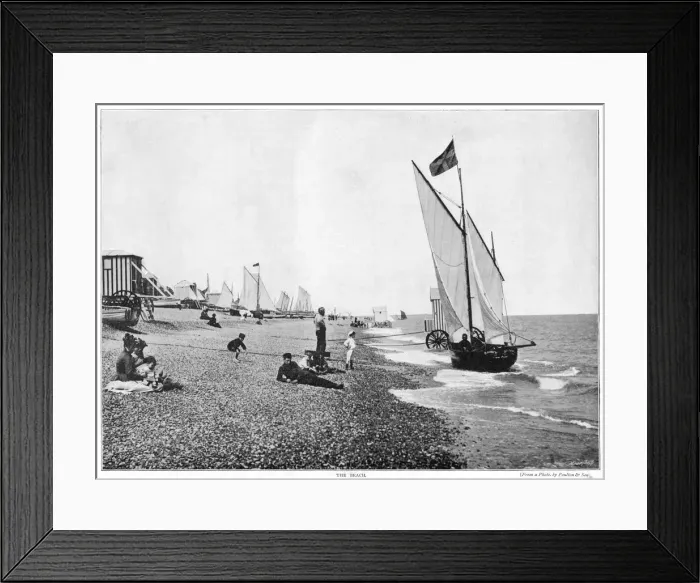 Framed Print : Aldeburgh Beach Framed Print : Aldeburgh Beach