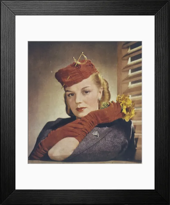 Framed Print : KNITTED HAT & GAUNTLETS KNITTED HAT & GAUNTLETS Framed Print : KNITTED HAT & GAUNTLETS KNITTED HAT & GAUNTLETS